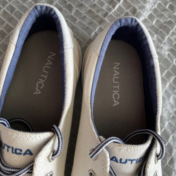 NAUTICA men low cut sneakers size 9 - Picture 2 of 3